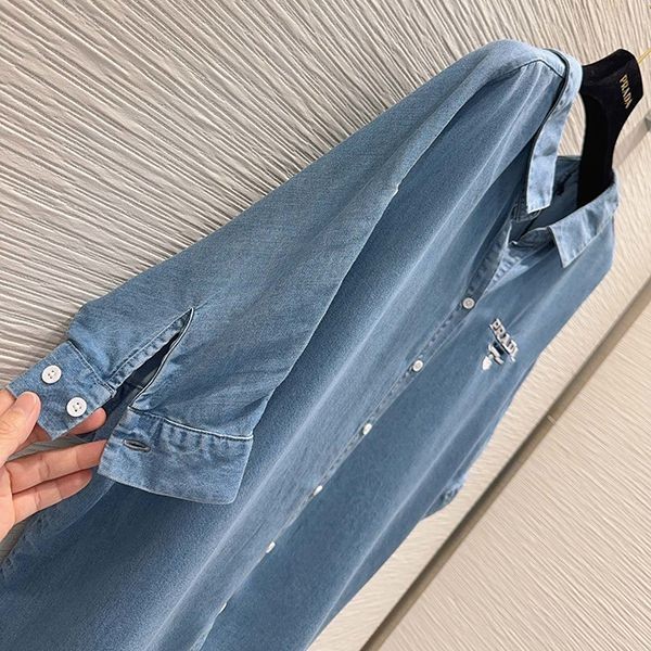 入手困難品！プラダ ロゴ デニム シャツ スーパーコピー pul54885